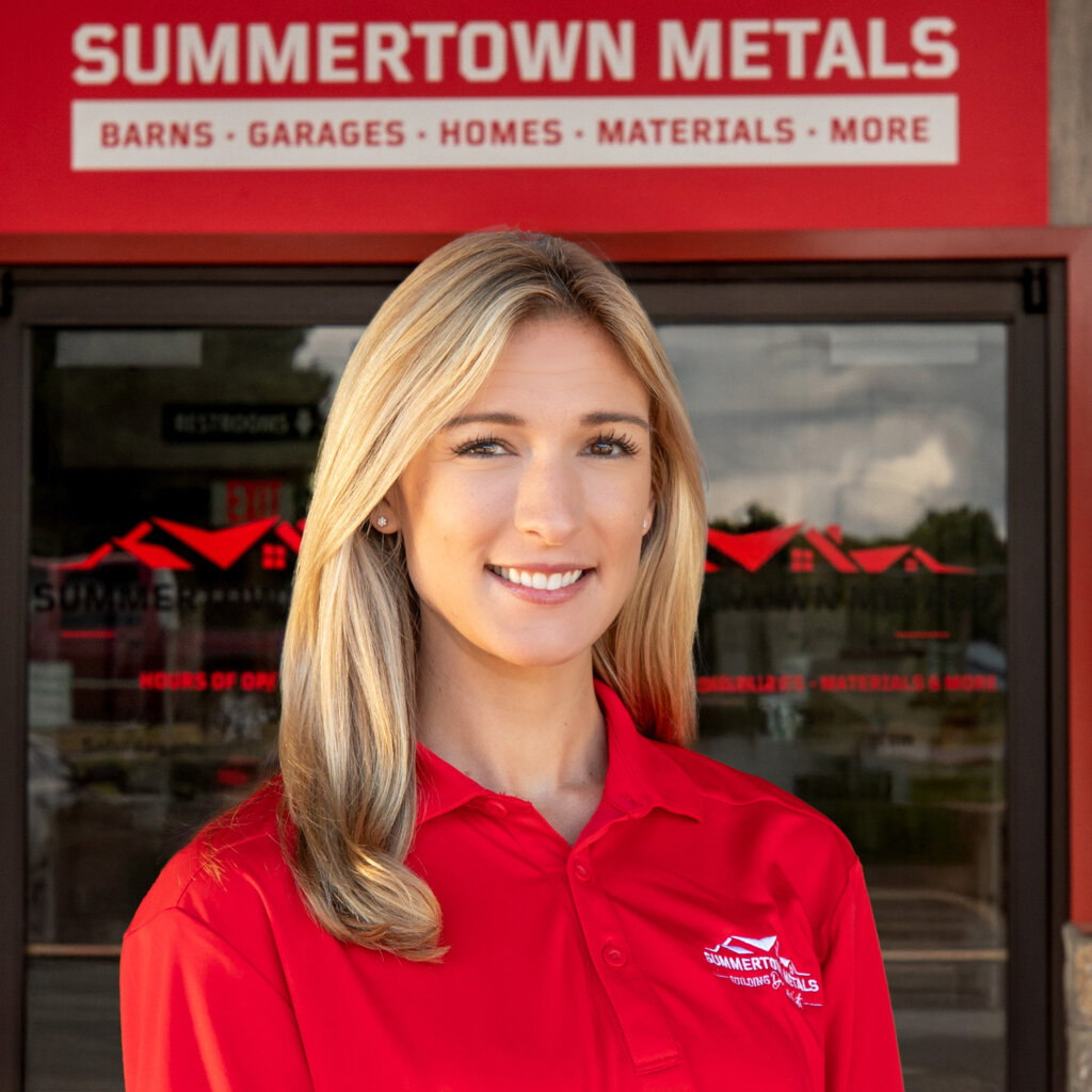 andrea, wholesale consultant headshot